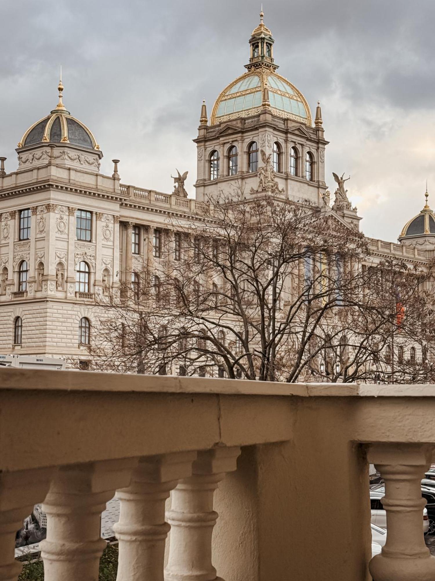 Turnkey I Wenceslas Square Apartments プラハ エクステリア 写真