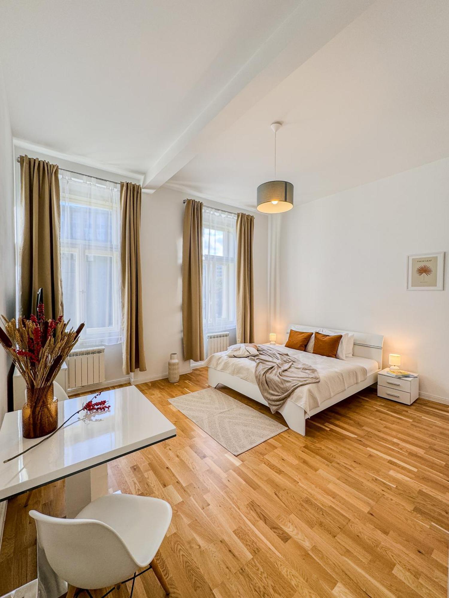Turnkey I Wenceslas Square Apartments プラハ エクステリア 写真